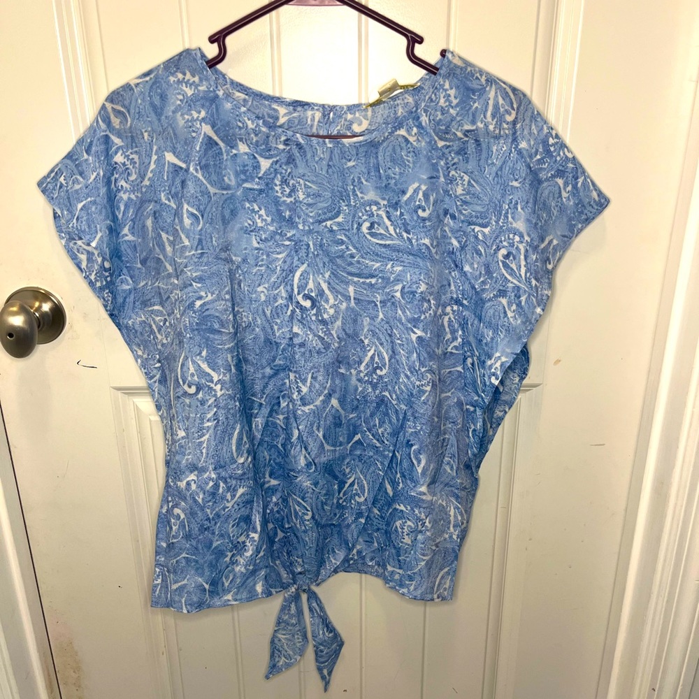 Paisley short sleeve knot blouse